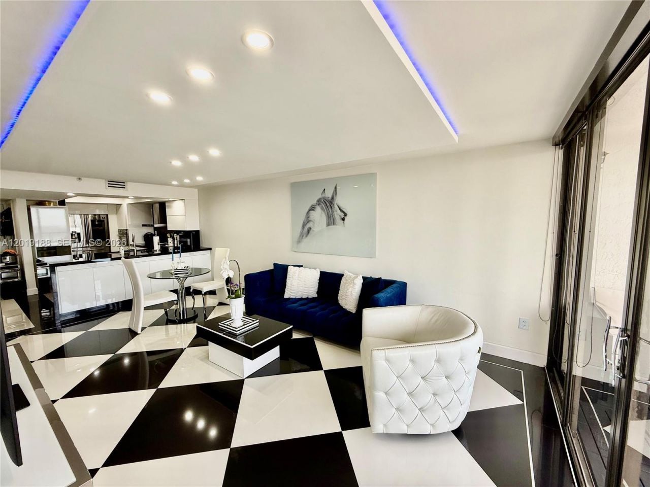 555 NE 15th St , Unit 15H, Miami, FL 33132 Photo