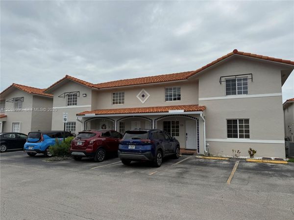 10101 W Okeechobee Rd , Unit 9202, Hialeah Gardens, FL 33016