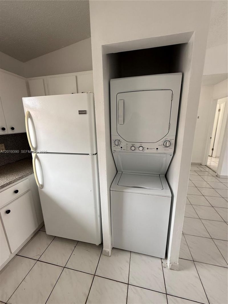 10101 W Okeechobee Rd , Unit 9202, Hialeah Gardens, FL 33016 Photo