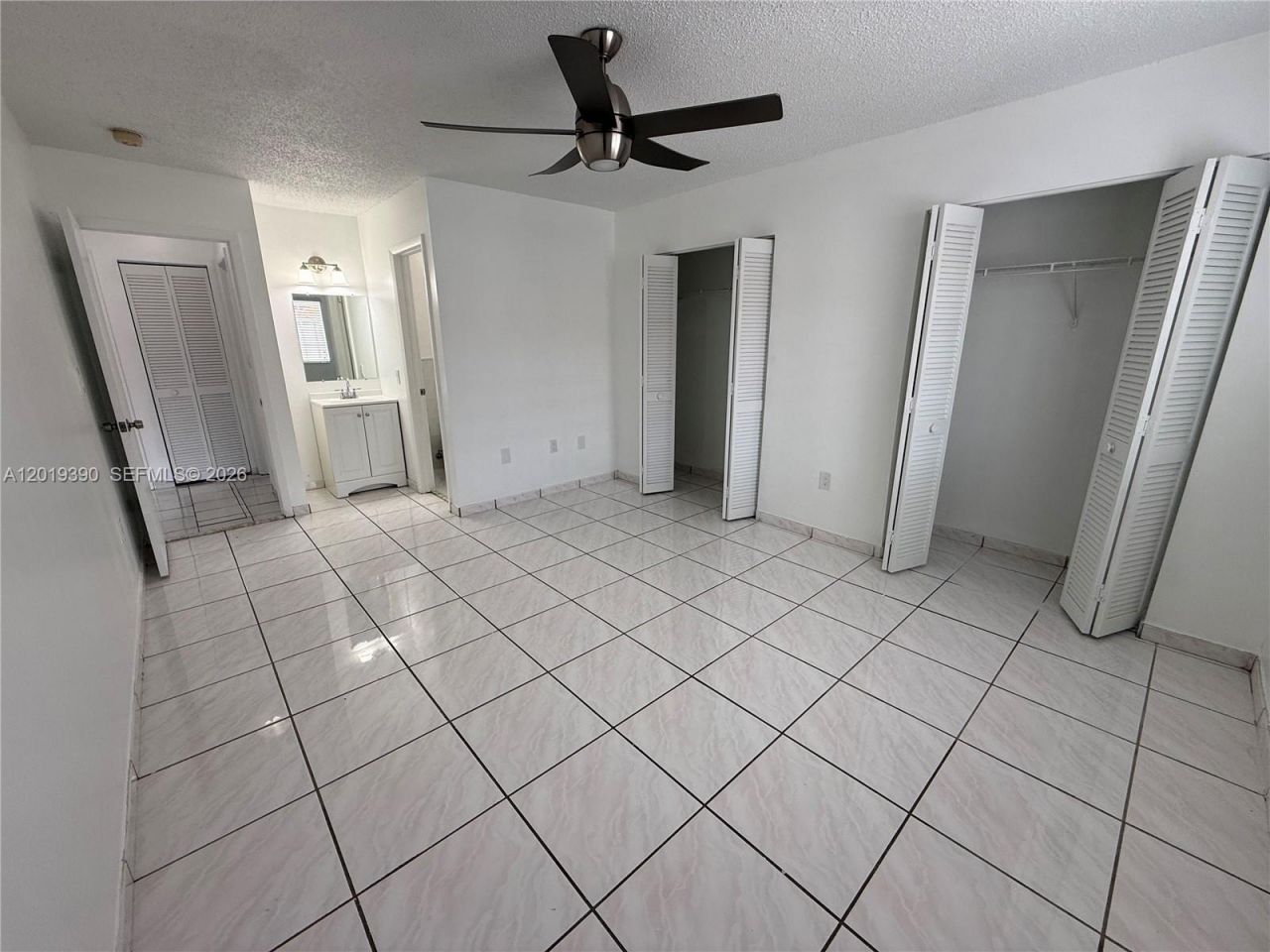 10101 W Okeechobee Rd, Unit 9202, Hialeah Gardens, FL 33016 Photo