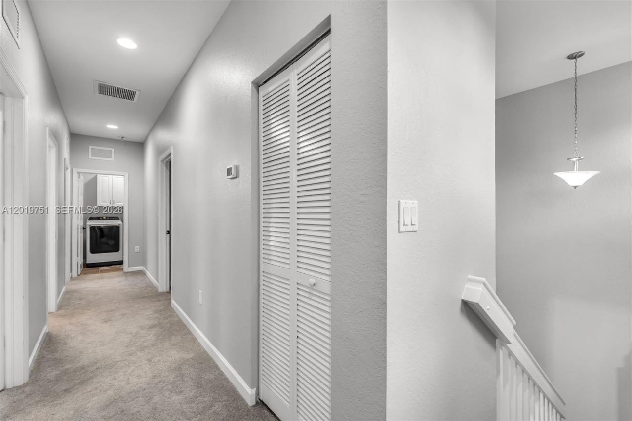 633 SE 35th Ter, Homestead, FL 33033 Photo