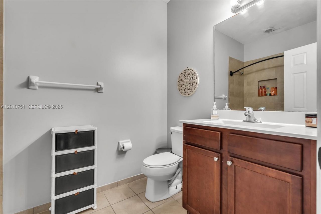 633 SE 35th Ter, Homestead, FL 33033 Photo