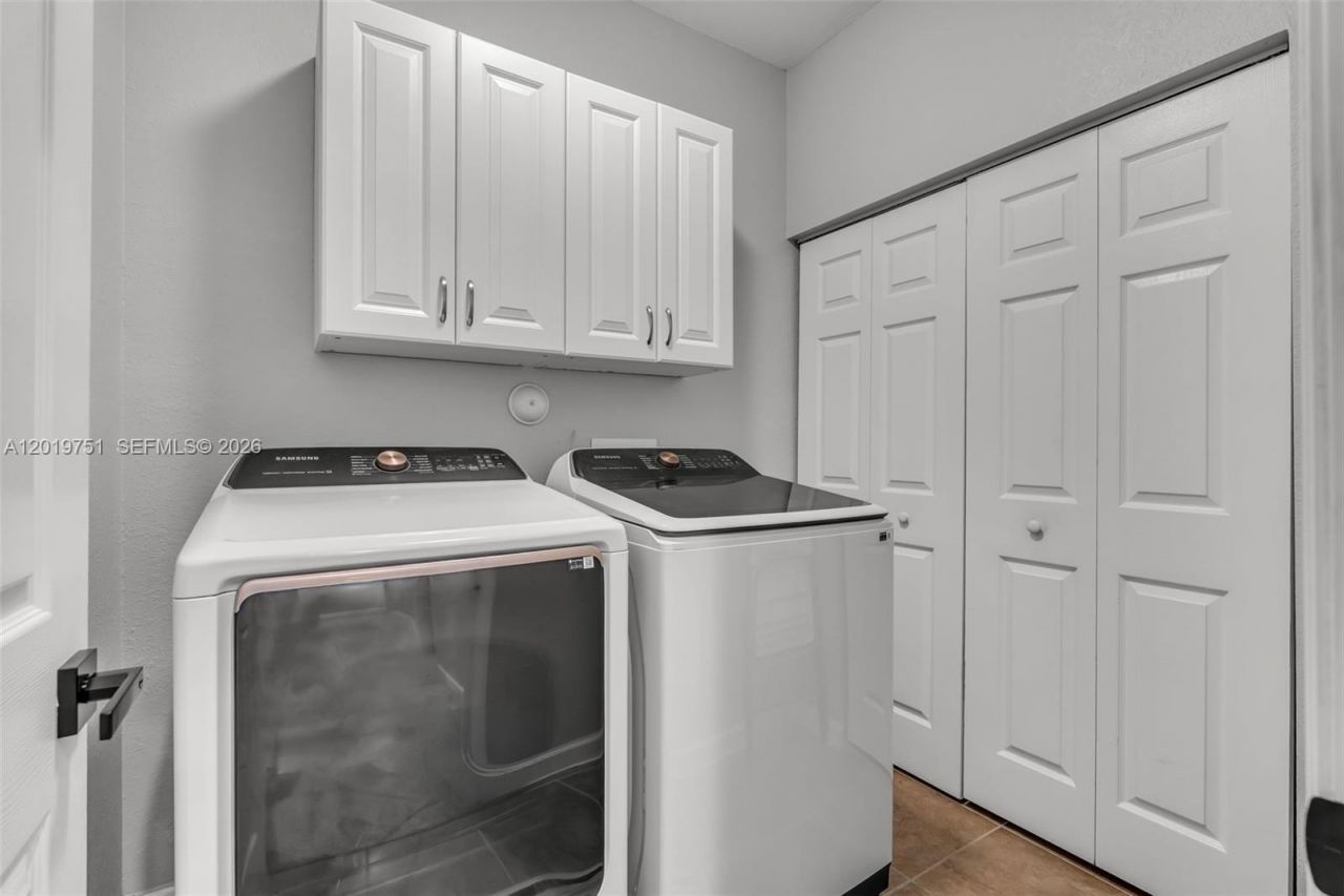 633 SE 35th Ter, Homestead, FL 33033 Photo