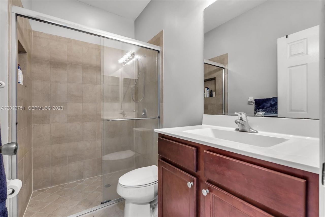 633 SE 35th Ter, Homestead, FL 33033 Photo