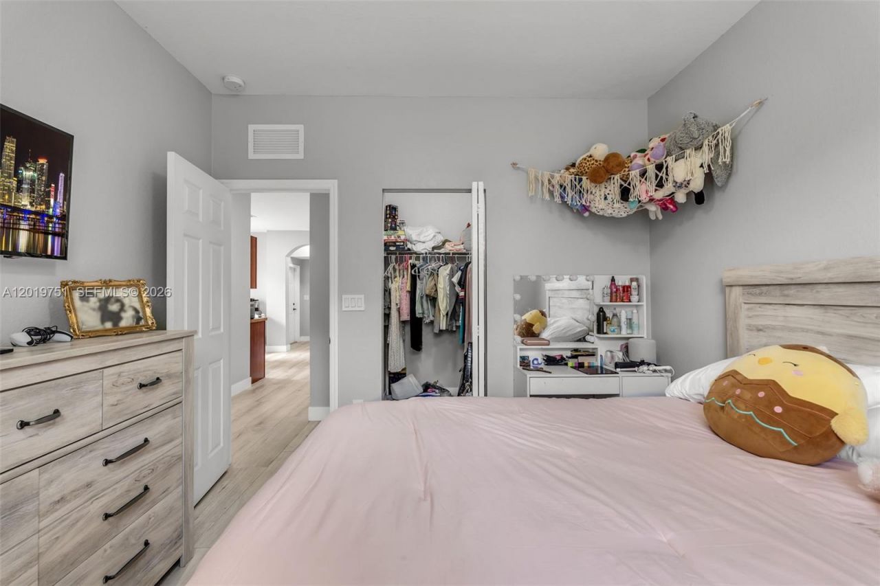 633 SE 35th Ter, Homestead, FL 33033 Photo