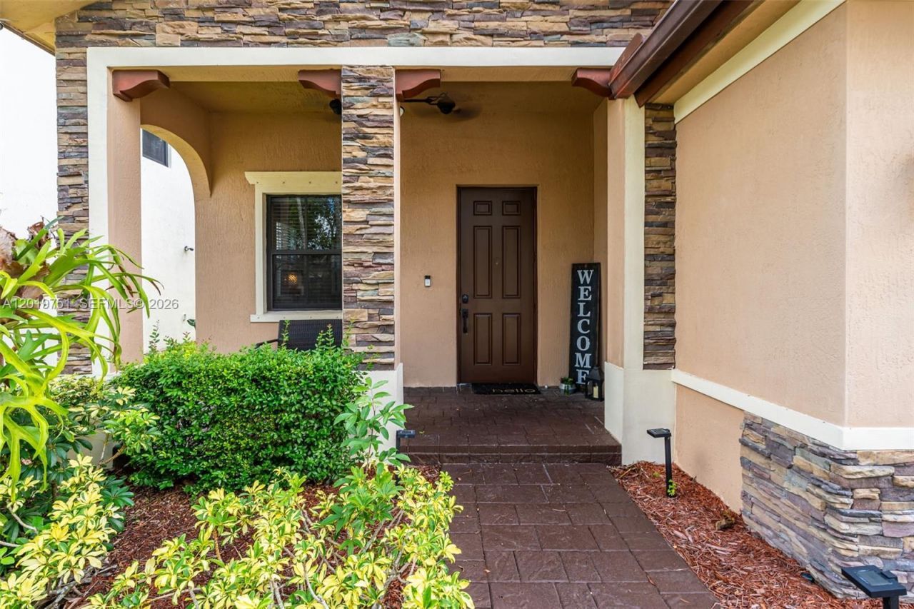 633 SE 35th Ter, Homestead, FL 33033 Photo