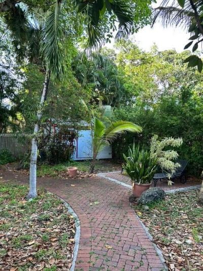 535 NE 129th St, North Miami, FL 33161 Photo