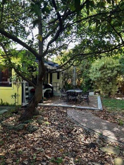 535 NE 129th St, North Miami, FL 33161 Photo
