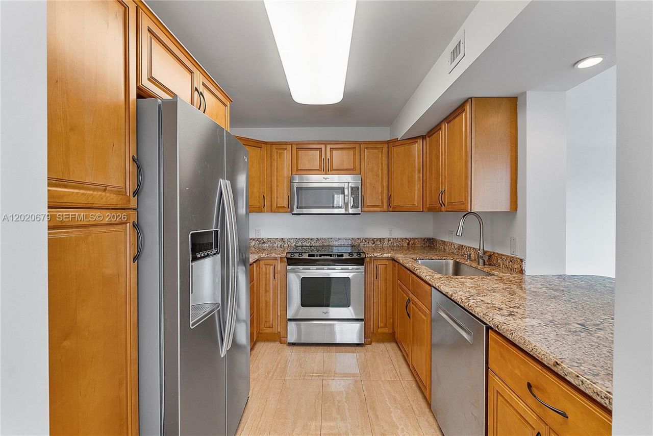1600 S Bayshore Ln , Unit 6A, Miami, FL 33133 Photo
