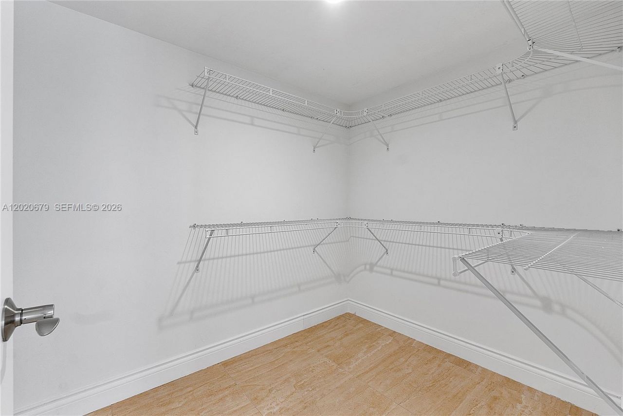 1600 S Bayshore Ln , Unit 6A, Miami, FL 33133 Photo