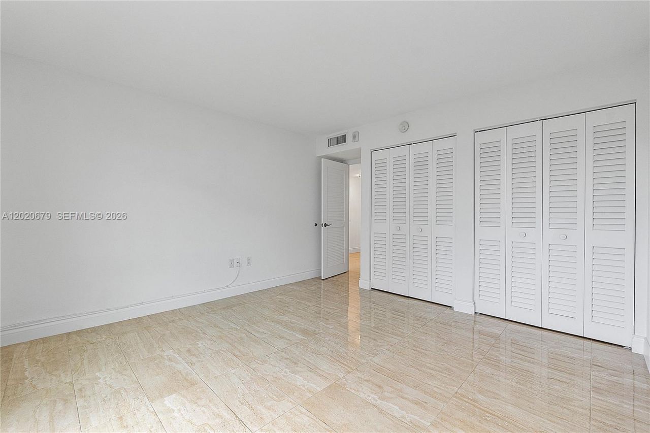 1600 S Bayshore Ln , Unit 6A, Miami, FL 33133 Photo