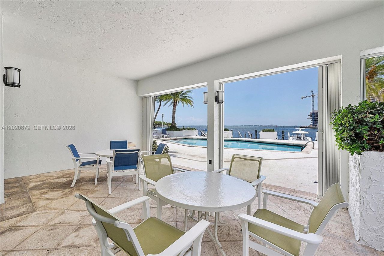 1600 S Bayshore Ln , Unit 6A, Miami, FL 33133 Photo