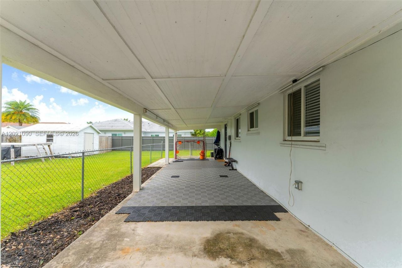16325 SW 276th Ter , Homestead, FL 33031 Photo
