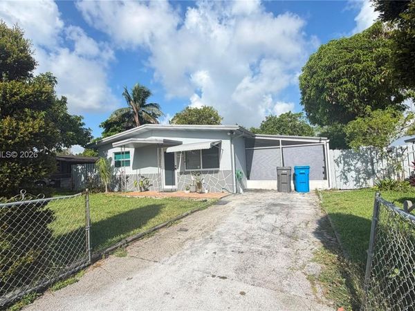 3610 SW 39th Ave, West Park, FL 33023