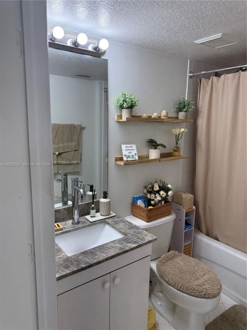 2701 SE 12th Pl , Unit 102, Homestead, FL 33035 Photo