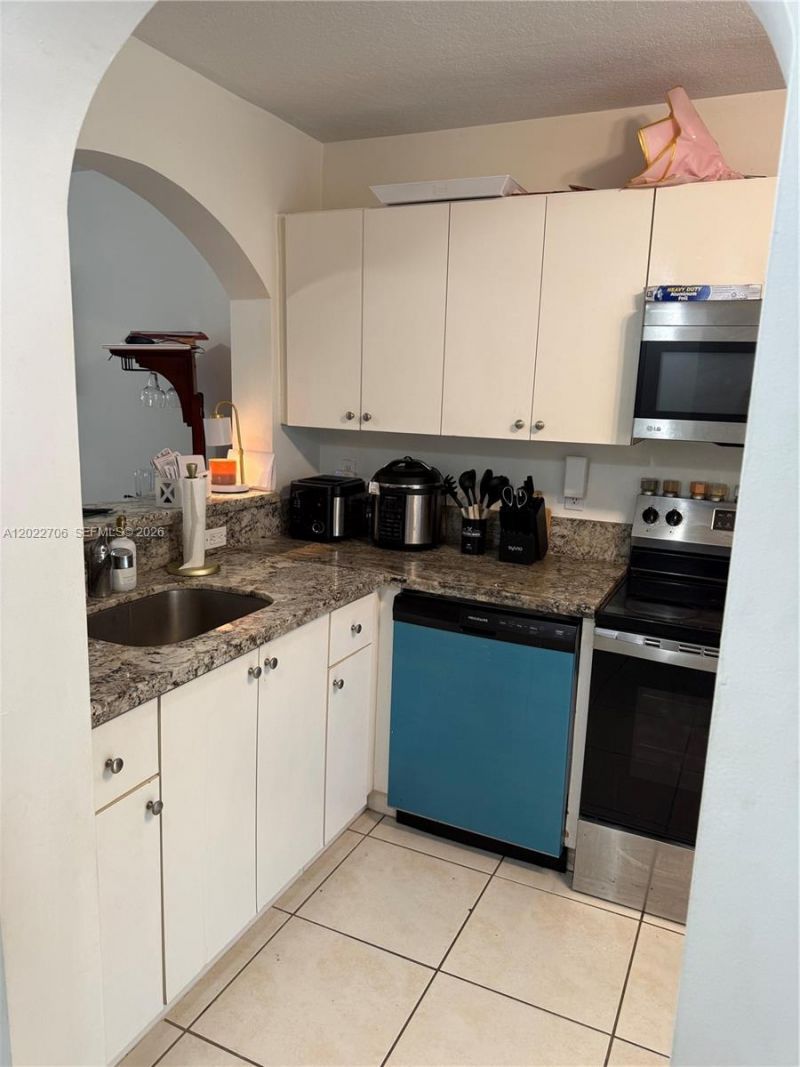 2701 SE 12th Pl , Unit 102, Homestead, FL 33035 Photo