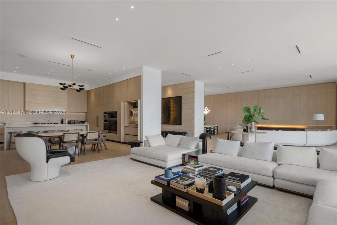 28 W Dilido Dr , Miami Beach, FL 33139 Photo