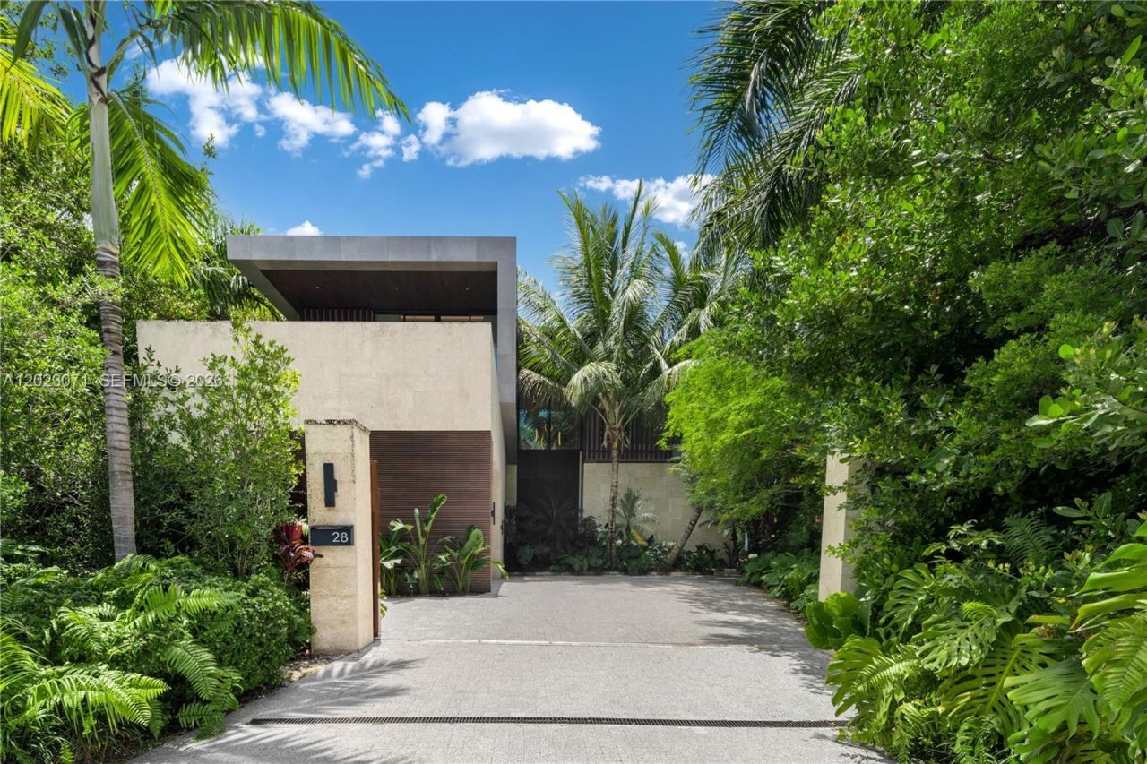 28 W Dilido Dr , Miami Beach, FL 33139 Photo