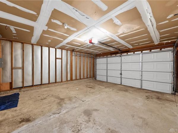 8454 Trowbridge Way, Huber Heights, OH 45424