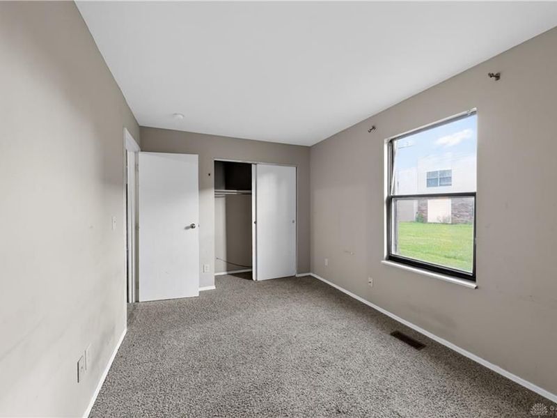 8454 Trowbridge Way, Huber Heights, OH 45424 Photo 13