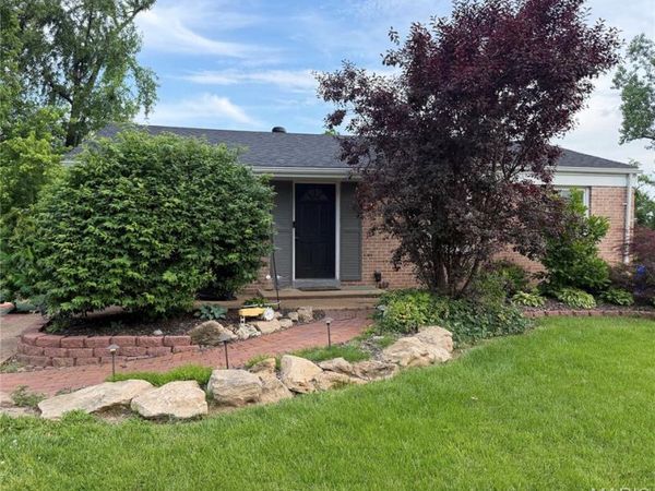 4200 Domenico Court, Bridgeton, MO 63044