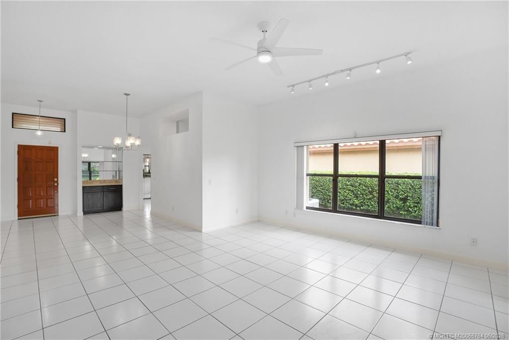 2735 SW Mariposa Circle, Palm City, FL 34990 Photo