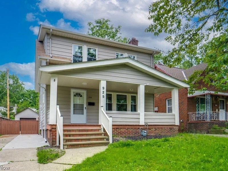 925 E 224th Street , Euclid, OH 44123 Photo 2