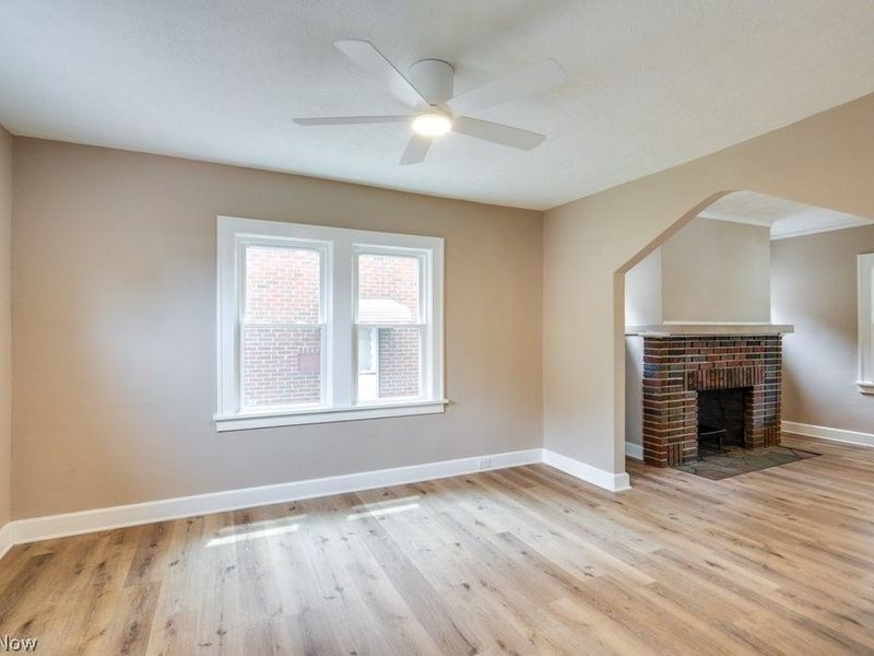 925 E 224th Street , Euclid, OH 44123 Photo 8