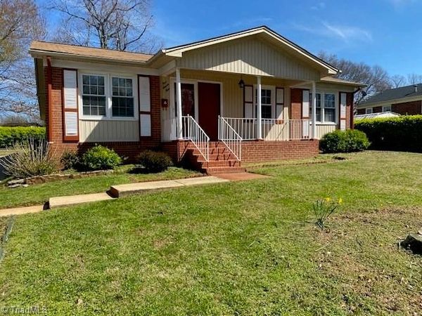 579 Alspaugh Street , Winston-Salem, NC 27105