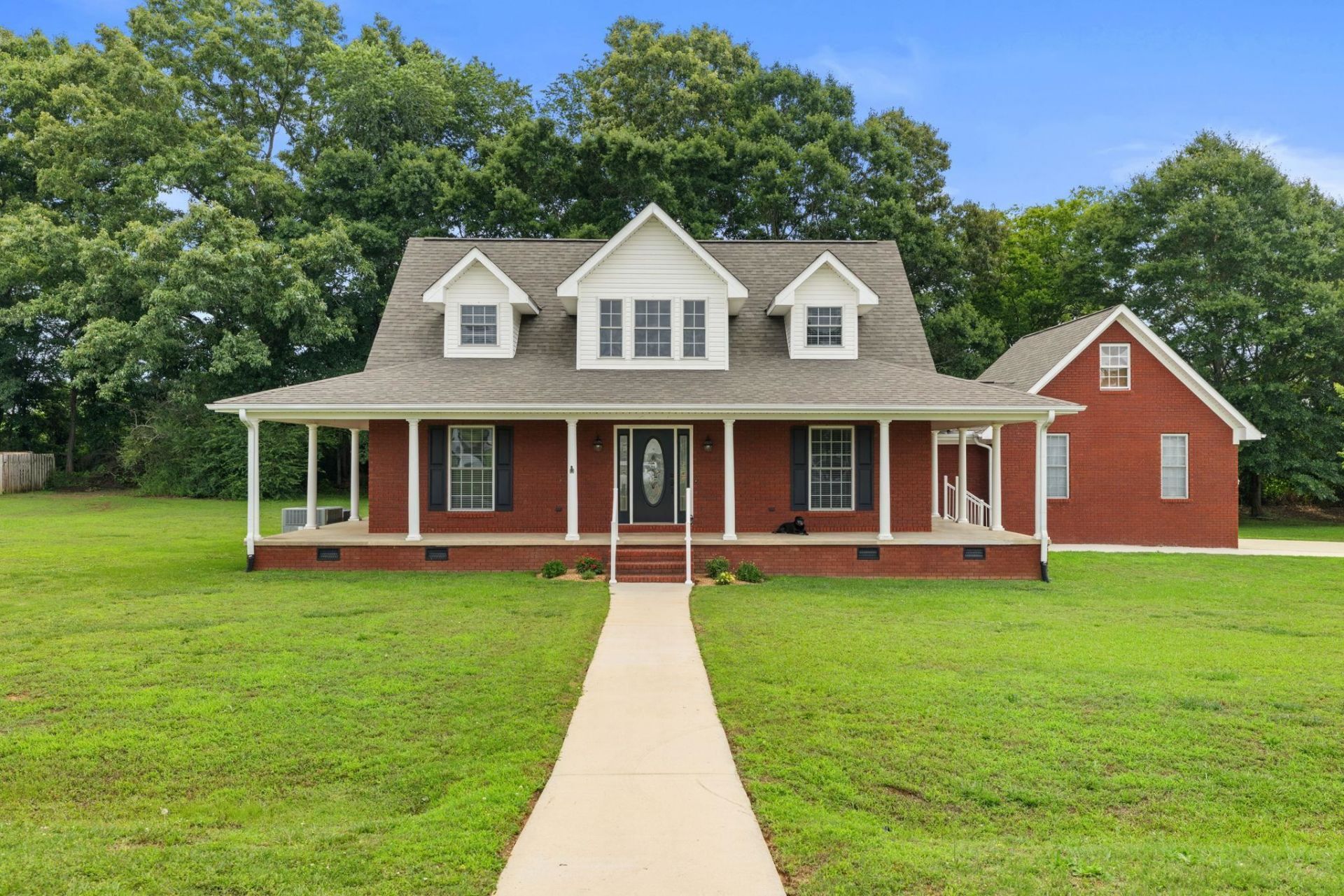 70 Lindsey Dr, Florence, AL 35633 Main Photo