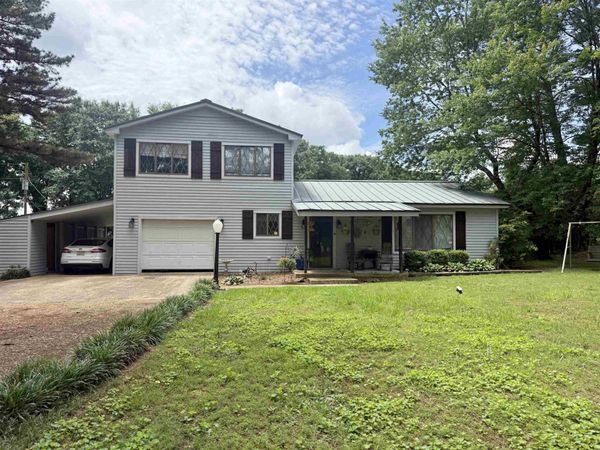 11755 Hwy 20, Florence, AL 35633