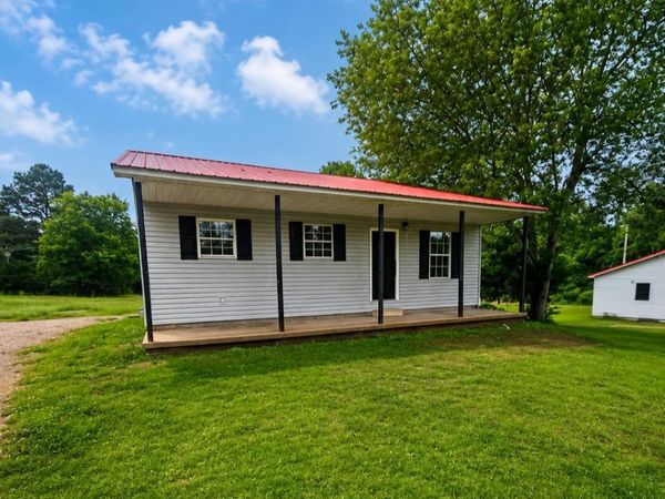 162 Doris St, Russellville, AL 35654