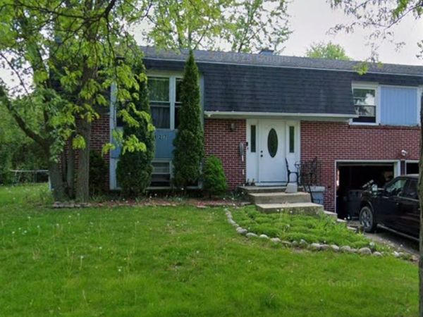 427 DEVON Lane , Bolingbrook, IL 60440