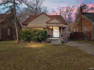 20211 Ashton Avenue , Detroit, MI 48219