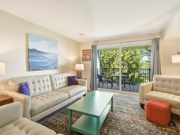 740 Centre Place, Unit 8, Traverse City, MI 49686
