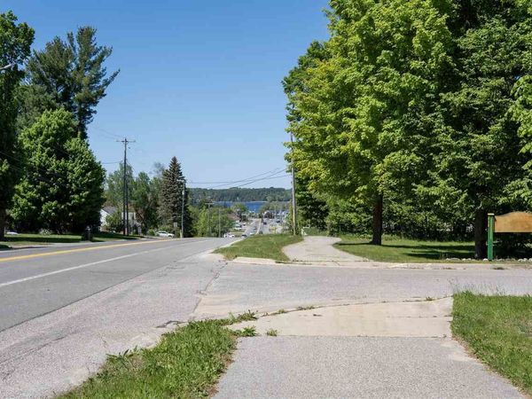 415 and 417 Lake Street, East Jordan, MI 49727
