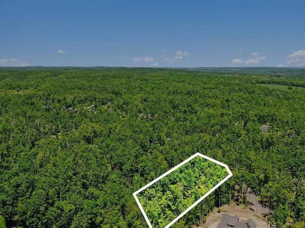 3215 Greenbriar, Harbor Springs, MI 49740