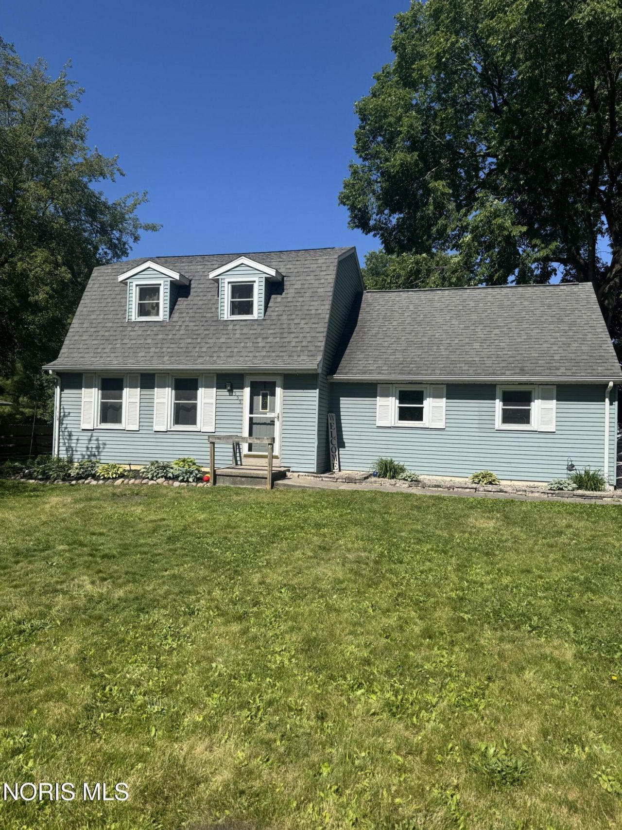 555 Wood Street, Wauseon, OH 43567 Main Photo