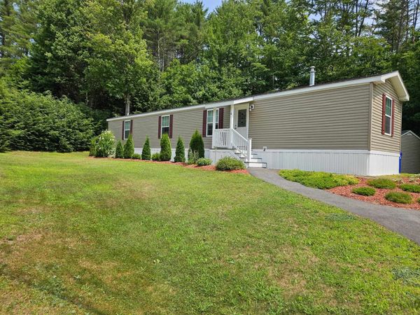 4 Hemlock Road, Tilton, NH 03276