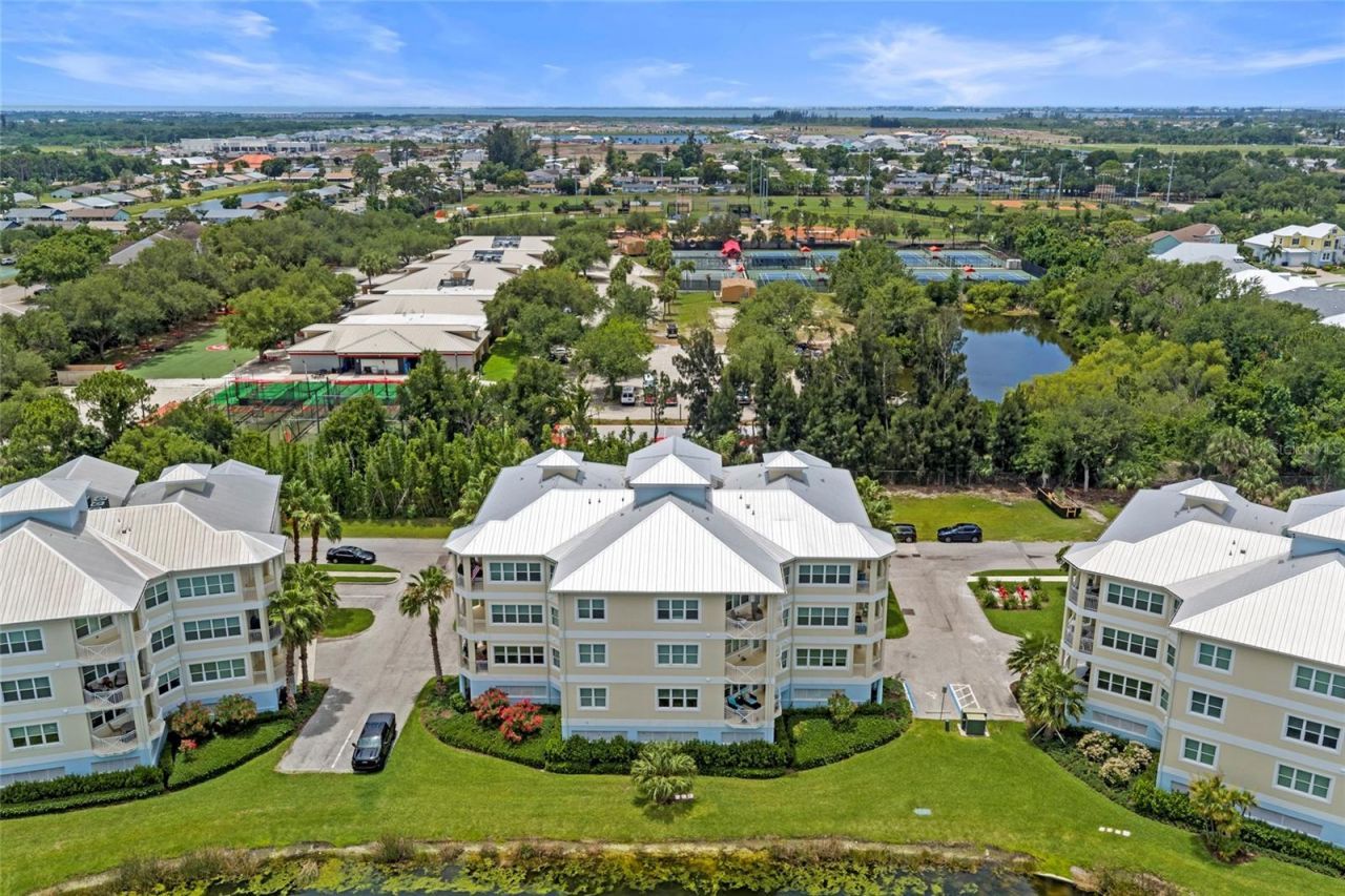3418 79th Street Circle W, Unit 202, Bradenton, FL 34209 Photo