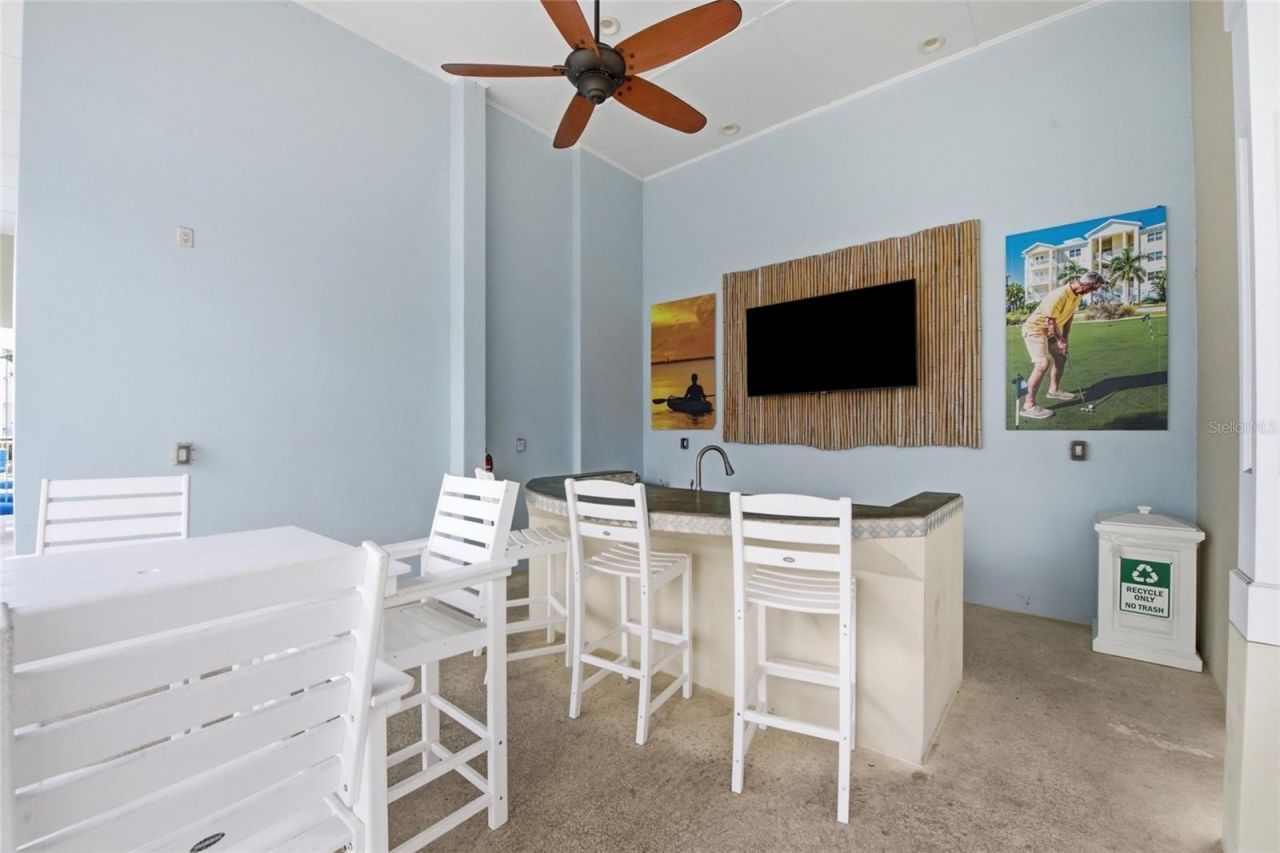 3418 79th Street Circle W, Unit 202, Bradenton, FL 34209 Photo