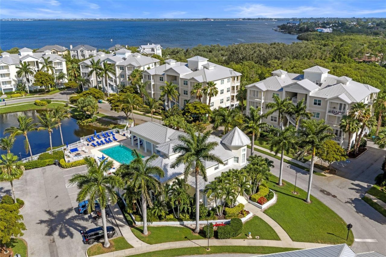 3418 79th Street Circle W, Unit 202, Bradenton, FL 34209 Photo