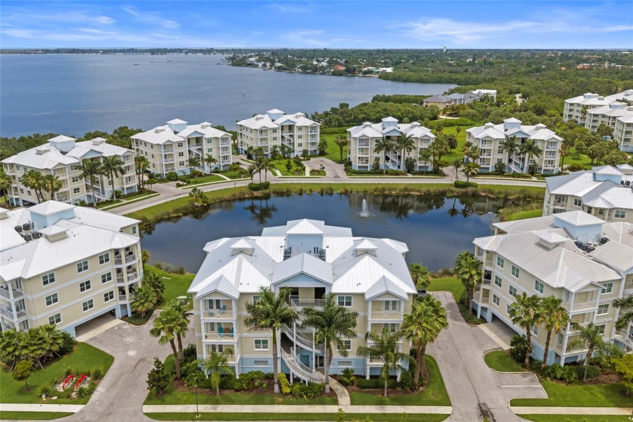 3418 79th Street Circle W, Unit 202, Bradenton, FL 34209 Photo