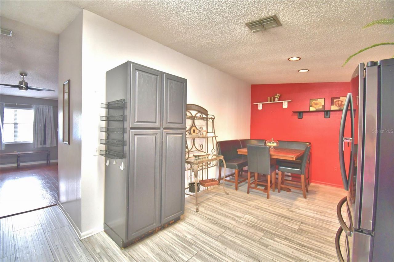 4853 Colonnades Circle E, Lakeland, FL 33811 Photo
