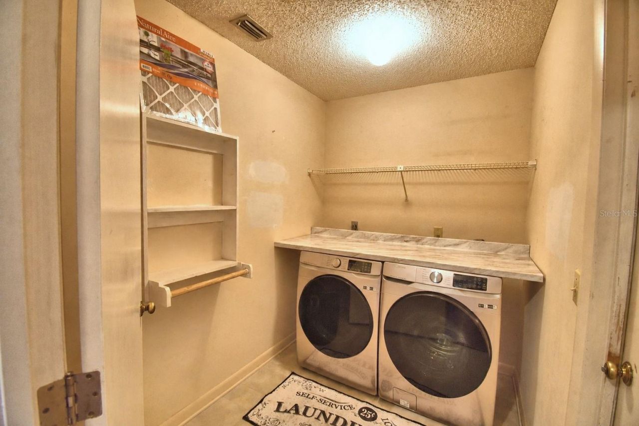 4853 Colonnades Circle E, Lakeland, FL 33811 Photo