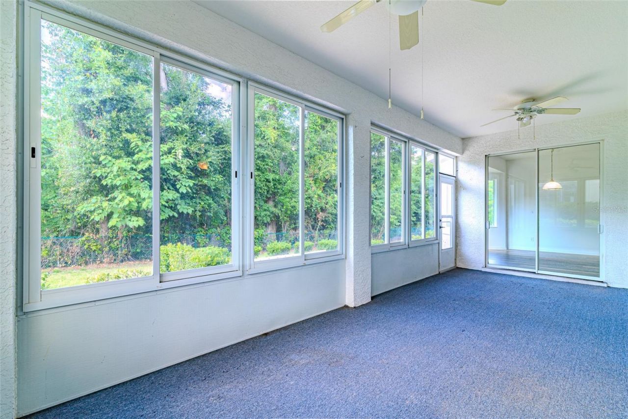 5915 NW 18th Place , Ocala, FL 34482 Photo