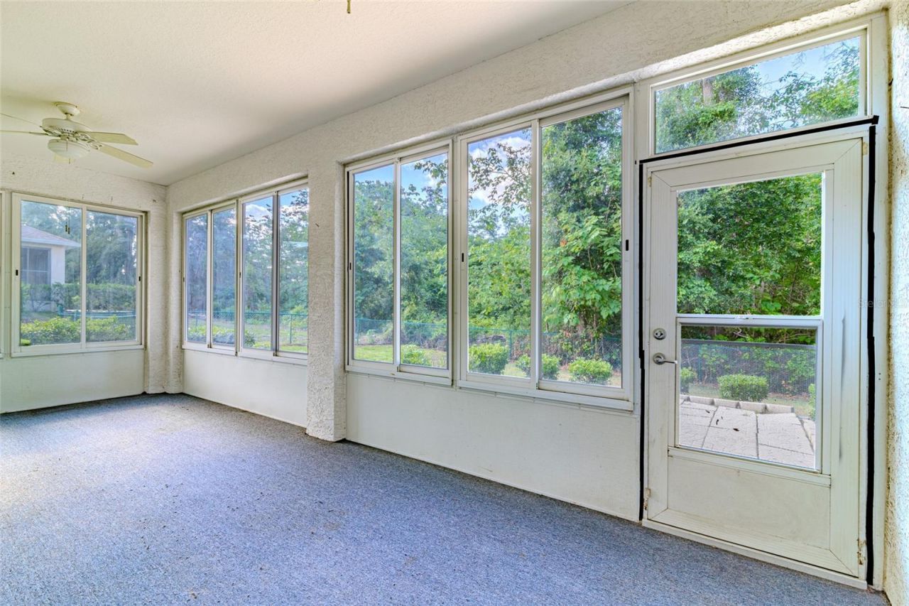5915 NW 18th Place , Ocala, FL 34482 Photo