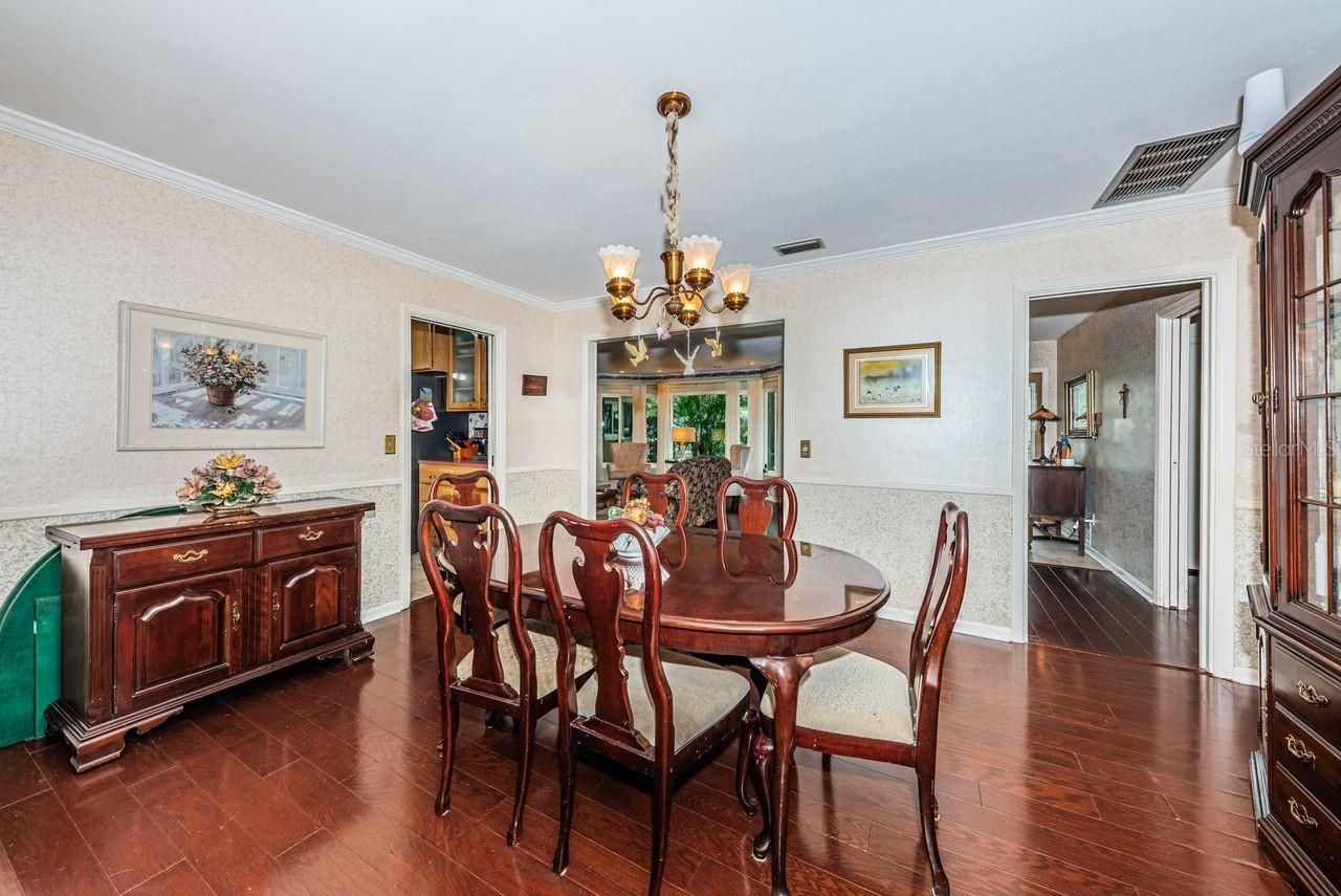 1704 Cypress Avenue, Belleair, FL 33756 Photo