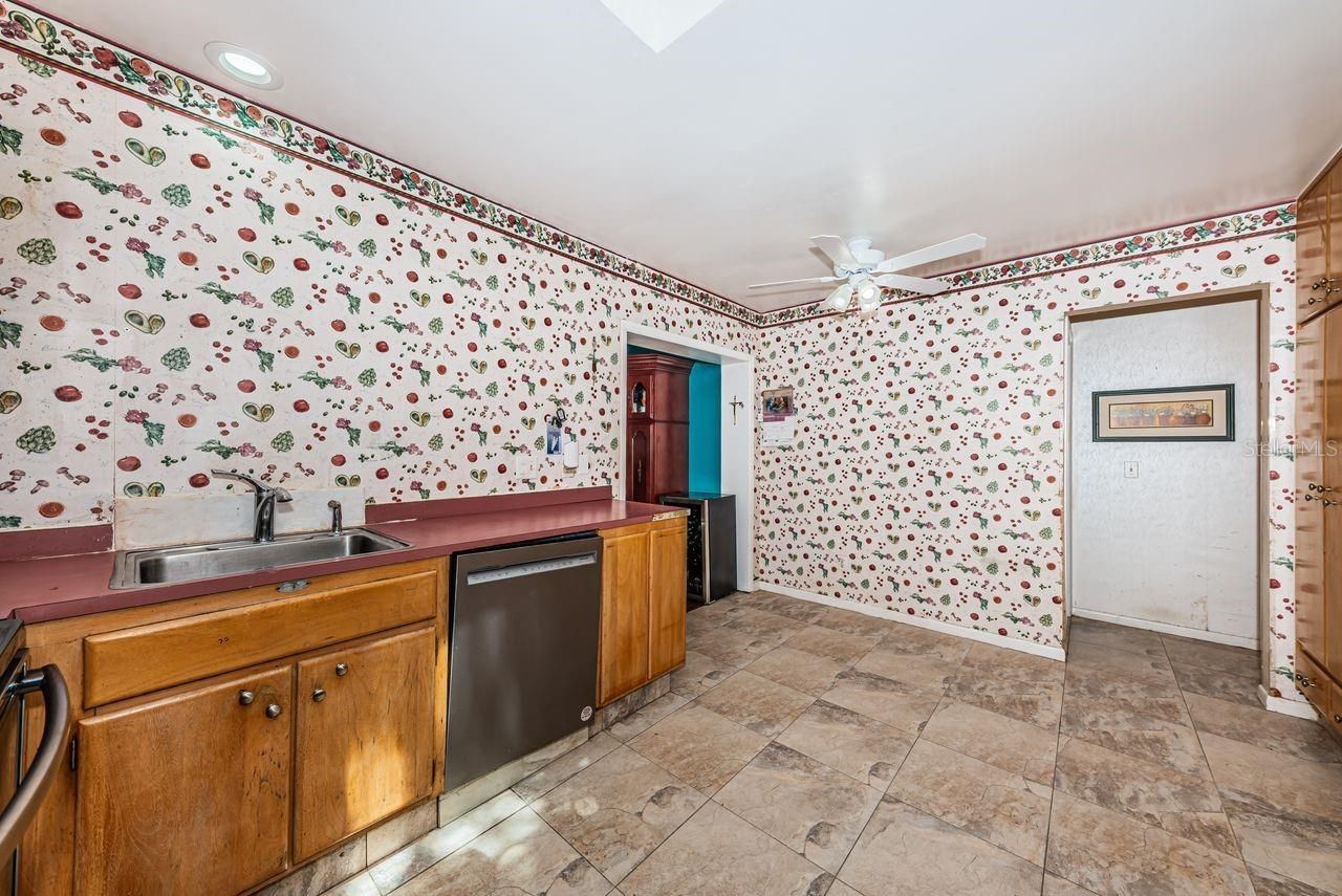 1704 Cypress Avenue, Belleair, FL 33756 Photo