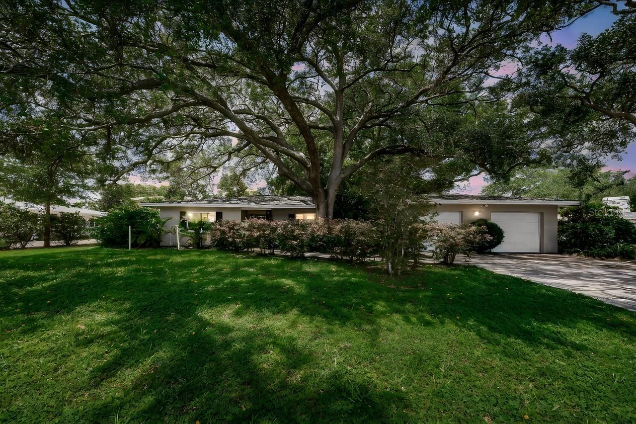 1704 Cypress Avenue, Belleair, FL 33756 Photo